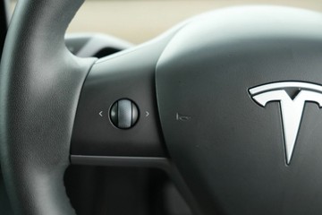 https://vehicle-cdn.autoleague.cloud/30641_U513083_16.jpg
