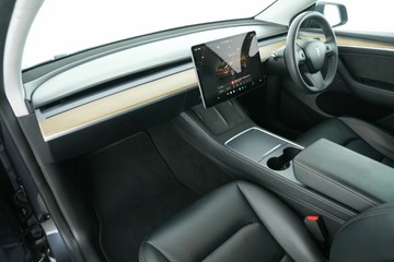 https://vehicle-cdn.autoleague.cloud/30641_U513083_21.jpg