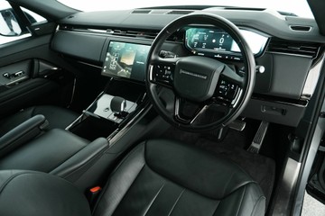 https://vehicle-cdn.autoleague.cloud/30641_U513084_15.jpg