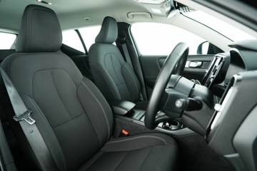 https://vehicle-cdn.autoleague.cloud/30641_U513085_11.jpg