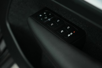 https://vehicle-cdn.autoleague.cloud/30641_U513085_14.jpg