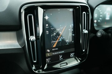 https://vehicle-cdn.autoleague.cloud/30641_U513085_24.jpg