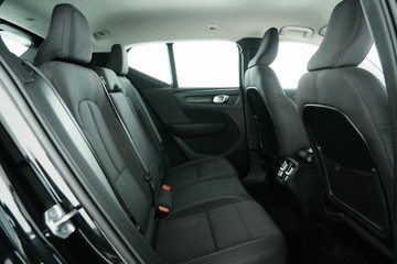 https://vehicle-cdn.autoleague.cloud/30641_U513085_9.jpg