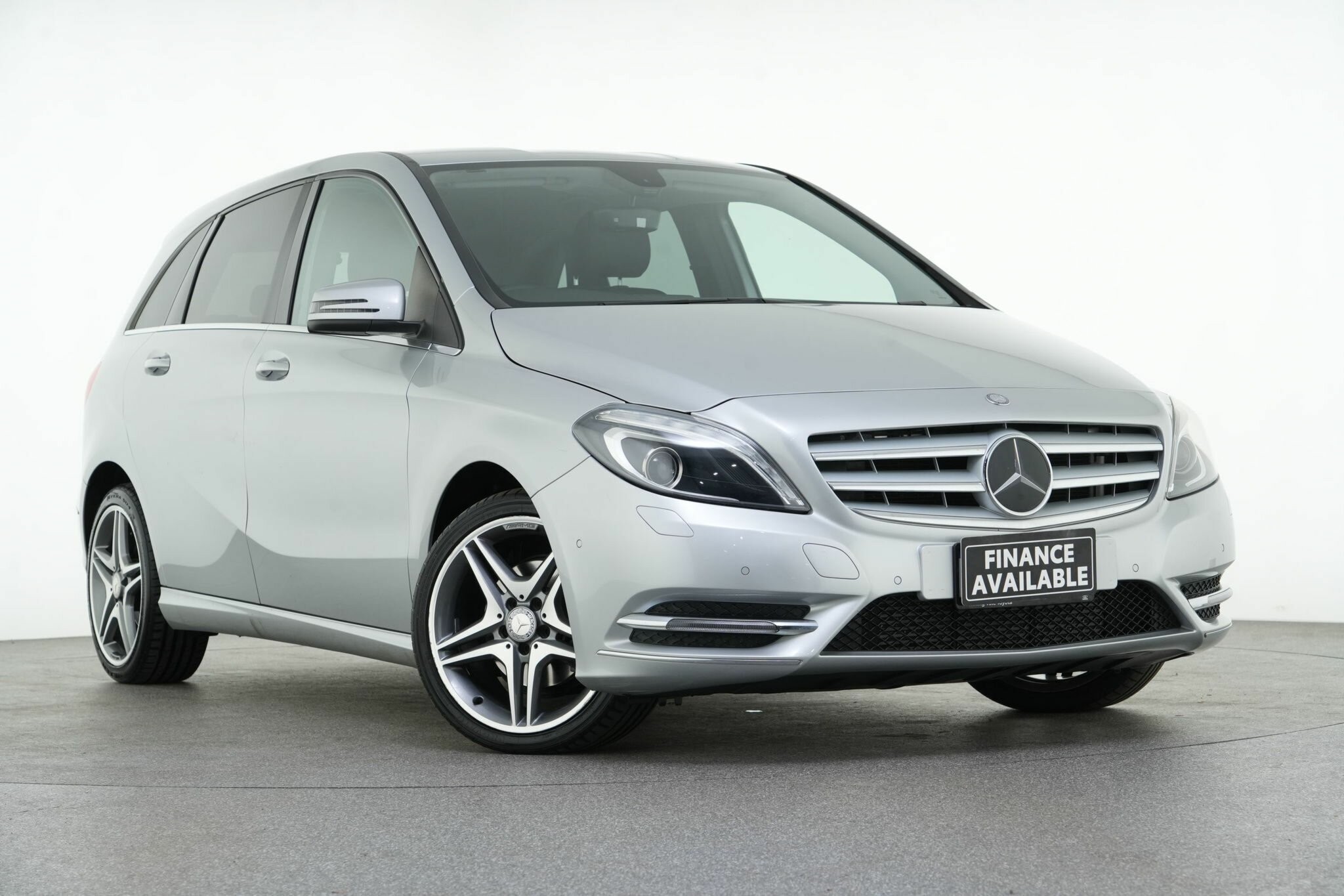 Mercedes Benz B-class image 1