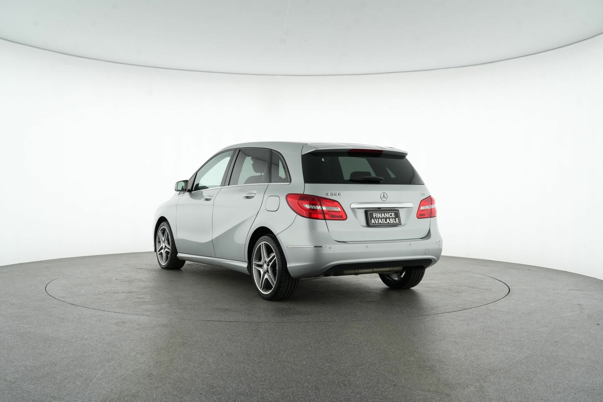 Mercedes Benz B-class image 4