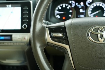 https://vehicle-cdn.autoleague.cloud/30641_U513093_19.jpg