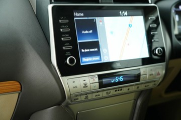 https://vehicle-cdn.autoleague.cloud/30641_U513093_25.jpg