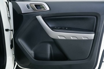 https://vehicle-cdn.autoleague.cloud/30641_U513096_12.jpg