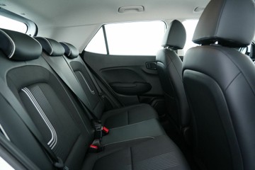 https://vehicle-cdn.autoleague.cloud/30641_U513098_12.jpg