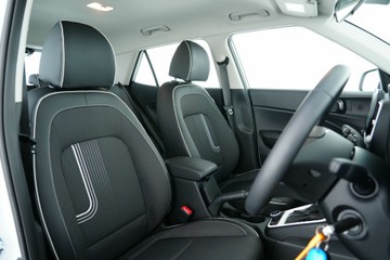 https://vehicle-cdn.autoleague.cloud/30641_U513098_14.jpg