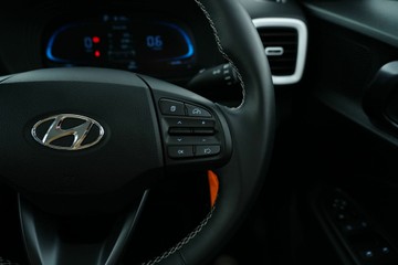 https://vehicle-cdn.autoleague.cloud/30641_U513098_18.jpg