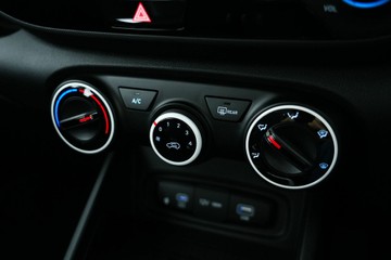 https://vehicle-cdn.autoleague.cloud/30641_U513098_23.jpg