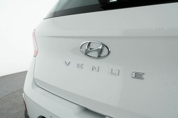 https://vehicle-cdn.autoleague.cloud/30641_U513098_9.jpg