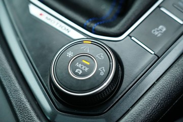 https://vehicle-cdn.autoleague.cloud/30641_U513102_26.jpg