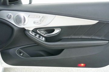 https://vehicle-cdn.autoleague.cloud/30641_U513123_16.jpg
