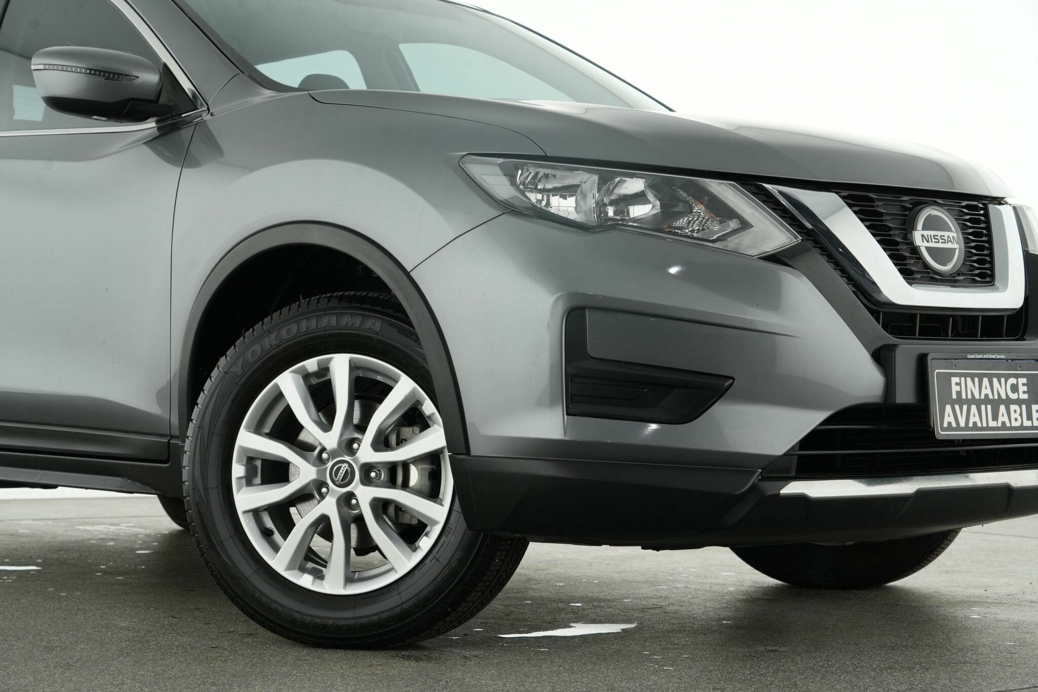 Nissan X-trail image 2