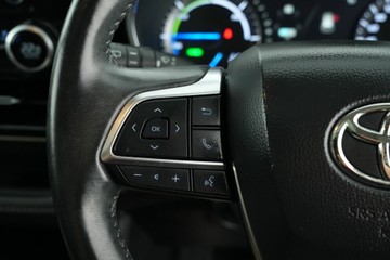 https://vehicle-cdn.autoleague.cloud/30641_U513140_23.jpg