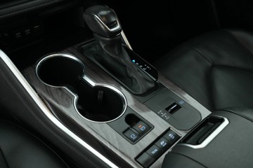 https://vehicle-cdn.autoleague.cloud/30641_U513140_30.jpg
