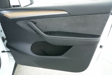 https://vehicle-cdn.autoleague.cloud/30641_U513145_17.jpg
