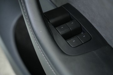 https://vehicle-cdn.autoleague.cloud/30641_U513145_18.jpg
