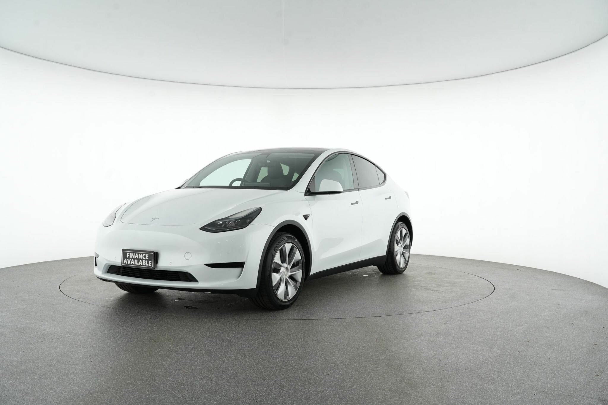 Tesla Model Y image 4