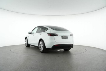 https://vehicle-cdn.autoleague.cloud/30641_U513145_5.jpg
