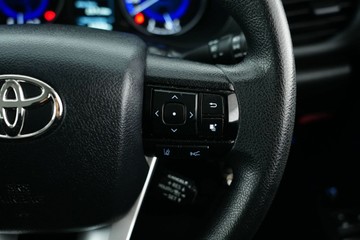 https://vehicle-cdn.autoleague.cloud/30641_U513147_17.jpg