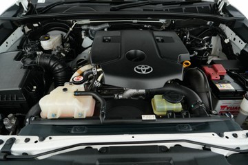 https://vehicle-cdn.autoleague.cloud/30641_U513147_27.jpg