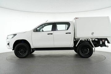 https://vehicle-cdn.autoleague.cloud/30641_U513147_5.jpg