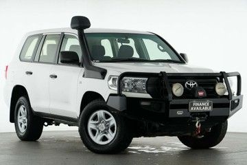 https://vehicle-cdn.autoleague.cloud/30641_U513153_1.jpg