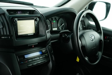https://vehicle-cdn.autoleague.cloud/30641_U513153_23.jpg