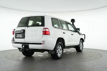 https://vehicle-cdn.autoleague.cloud/30641_U513153_7.jpg