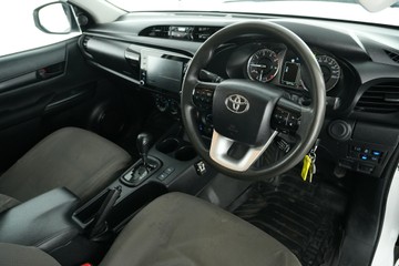 https://vehicle-cdn.autoleague.cloud/30641_U513156_12.jpg