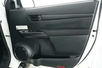 https://vehicle-cdn.autoleague.cloud/30641_U513156_13.jpg