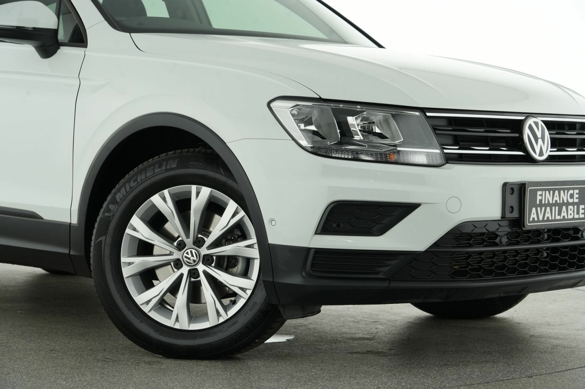 Volkswagen Tiguan image 2