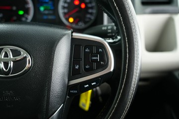 https://vehicle-cdn.autoleague.cloud/30641_U513161_17.jpg