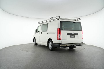 https://vehicle-cdn.autoleague.cloud/30641_U513161_5.jpg