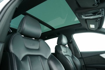 https://vehicle-cdn.autoleague.cloud/30641_U513162_17.jpg