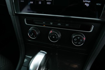 https://vehicle-cdn.autoleague.cloud/30641_U513163_17.jpg