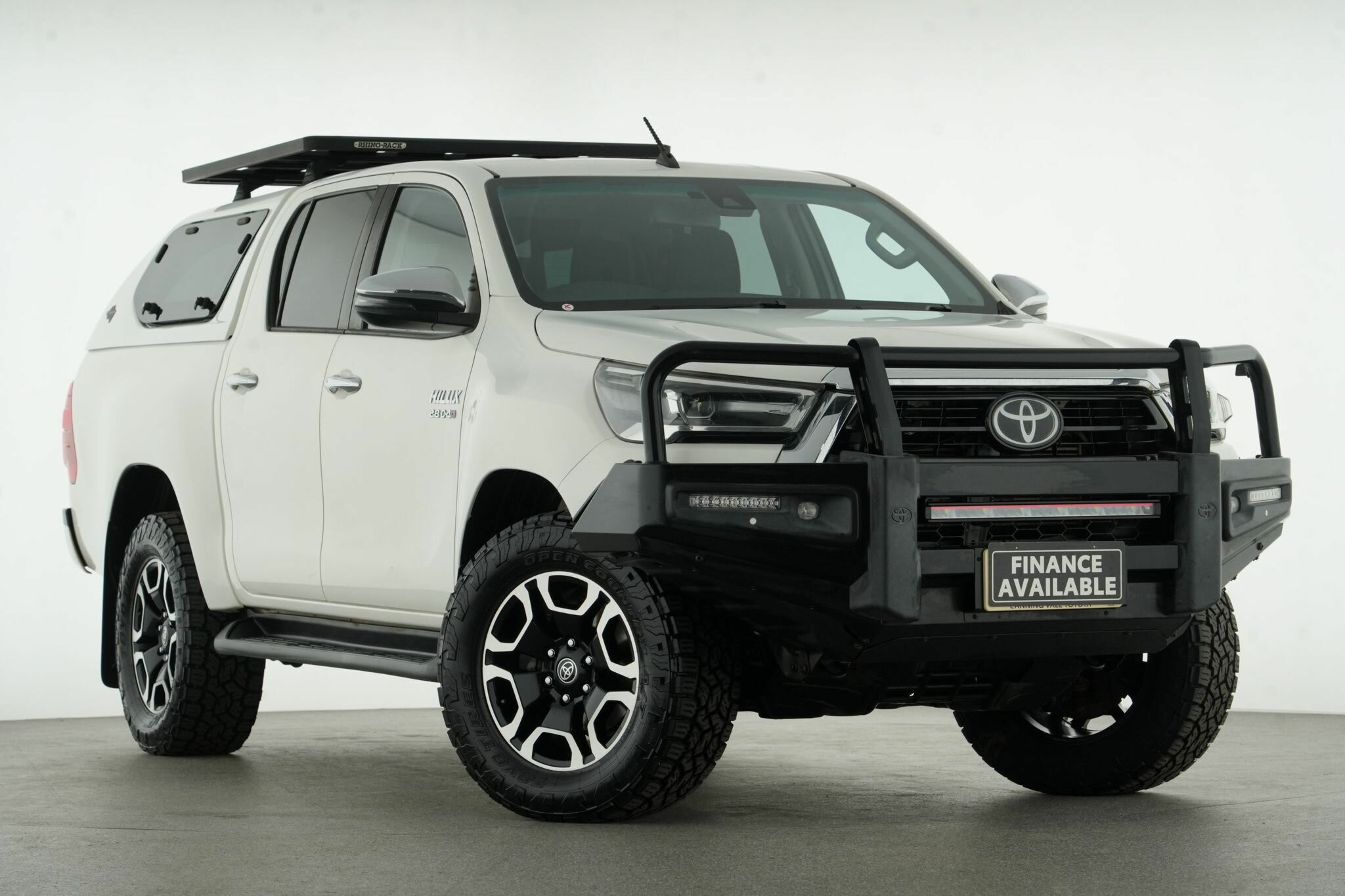 Toyota Hilux image 1