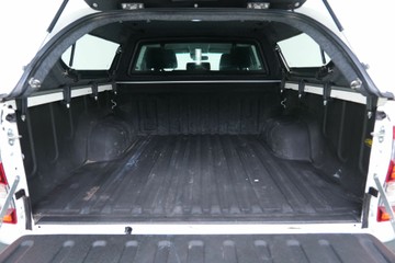 https://vehicle-cdn.autoleague.cloud/30641_U513165_11.jpg