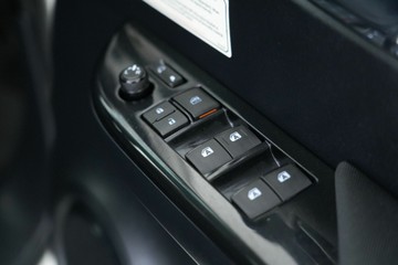 https://vehicle-cdn.autoleague.cloud/30641_U513165_17.jpg