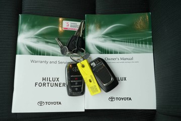 https://vehicle-cdn.autoleague.cloud/30641_U513165_28.jpg