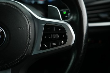 https://vehicle-cdn.autoleague.cloud/30641_U513173_19.jpg