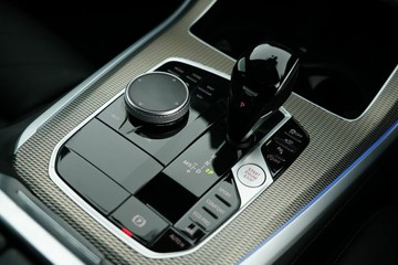 https://vehicle-cdn.autoleague.cloud/30641_U513173_24.jpg