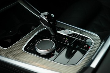 https://vehicle-cdn.autoleague.cloud/30641_U513173_28.jpg
