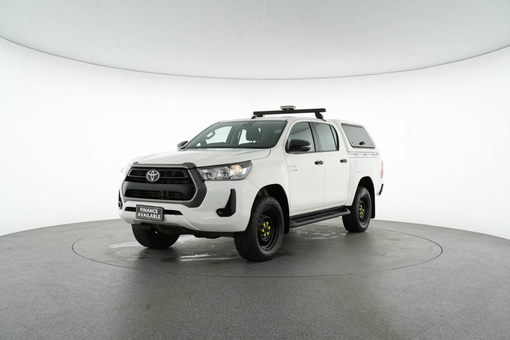 Toyota Hilux image 4