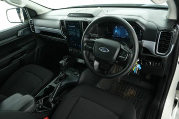 https://vehicle-cdn.autoleague.cloud/30641_U513179_14.jpg