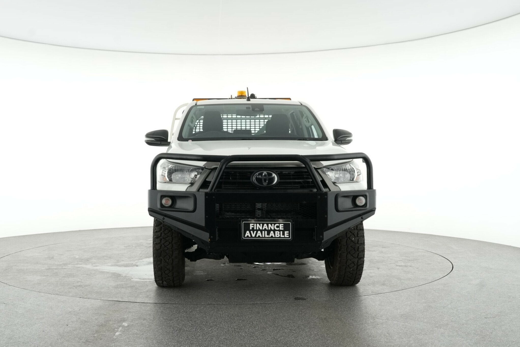Toyota Hilux image 3