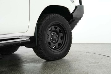 https://vehicle-cdn.autoleague.cloud/30641_U513182_8.jpg